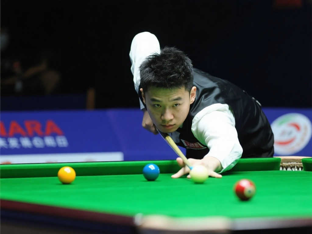 這使得他在 這使得他在